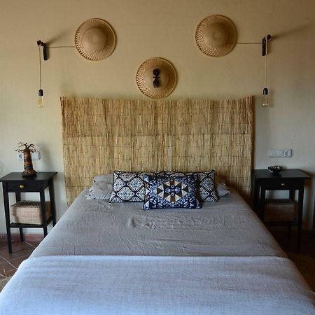 The African House Bed & Breakfast Tolox Exterior photo