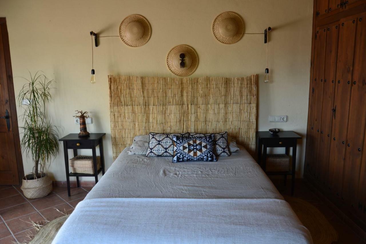 The African House Bed & Breakfast Tolox Exterior photo